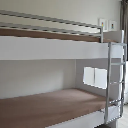 4b @ Longchamp * אוסטנדה